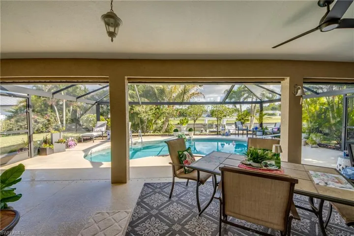 1621 NE 5th  TER, Cape Coral, FL 33909