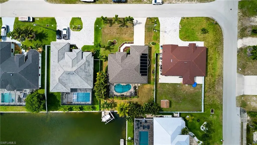 1621 NE 5th  TER, Cape Coral, FL 33909