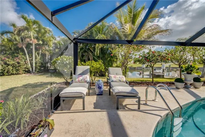 1621 NE 5th  TER, Cape Coral, FL 33909