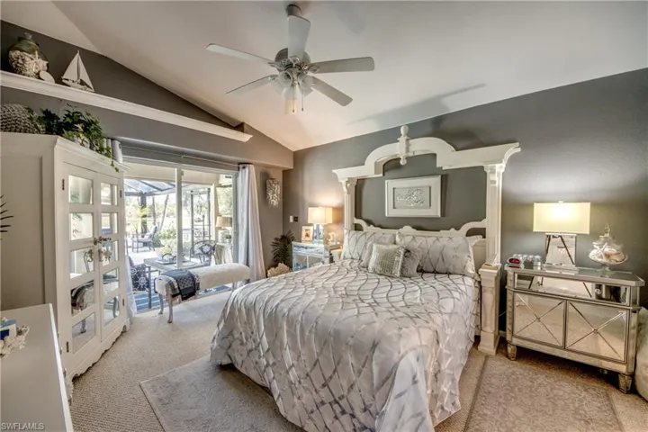 1621 NE 5th  TER, Cape Coral, FL 33909