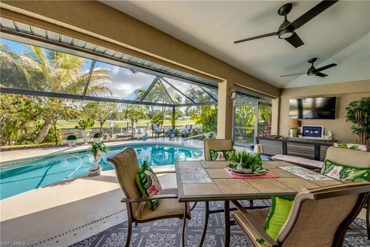 1621 NE 5th  TER, Cape Coral, FL 33909