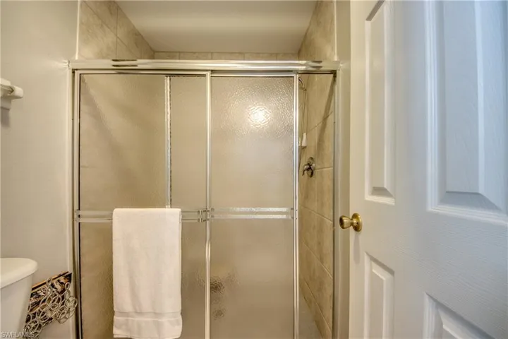 1621 NE 5th  TER, Cape Coral, FL 33909