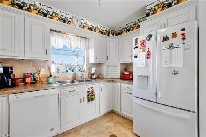 125 Pago Pago Dr E, Naples, Florida 34113