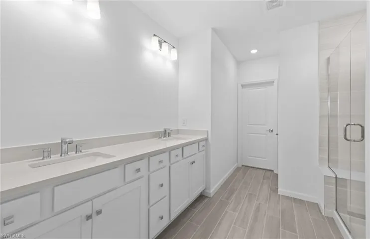 1657  Serena  AVE, Naples, FL 34120