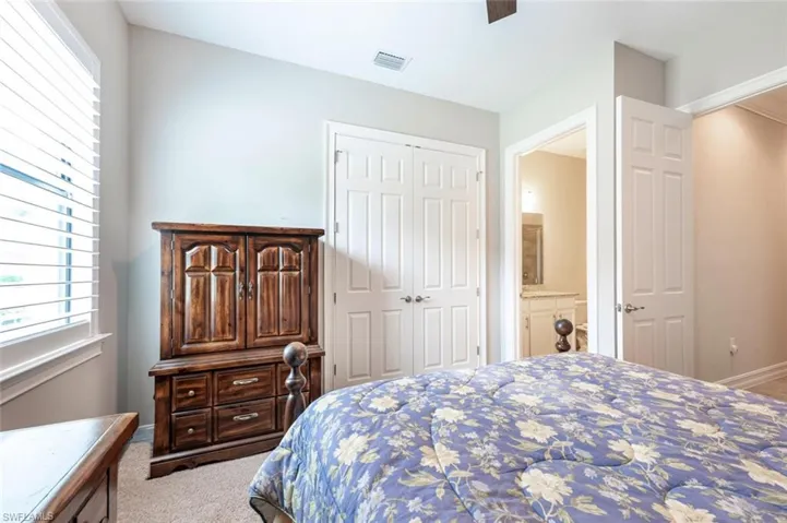 1523  Mockingbird  DR, Naples, FL 34120