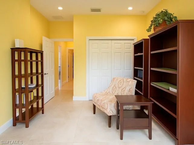 4060  6th NE AVE, Naples, FL 34120