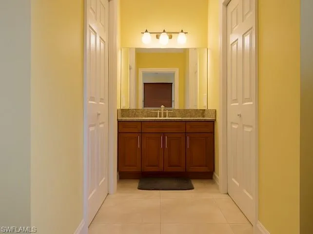 4060  6th NE AVE, Naples, FL 34120