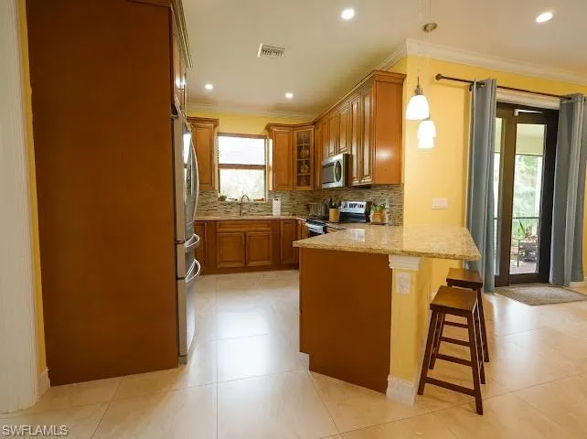 4060  6th NE AVE, Naples, FL 34120