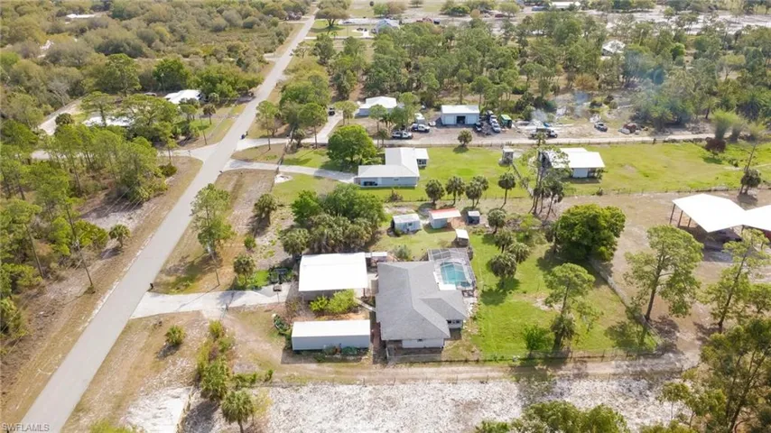 4110 E 23rd St, Alva, Florida 33920