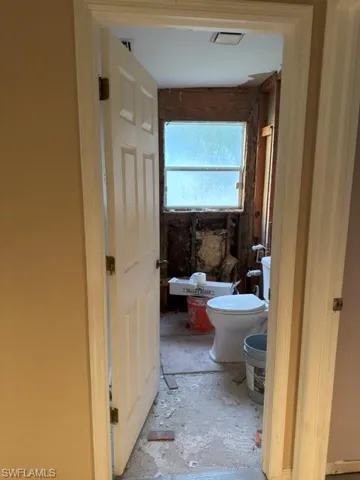 2121 Sw 11th Ct, Cape Coral, Florida 33991