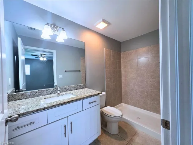 1825 Sw 1st Ave, Cape Coral, Florida 33991