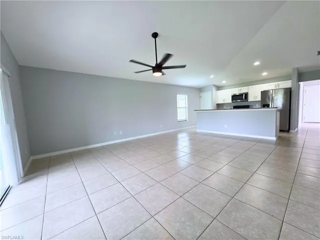 1825 Sw 1st Ave, Cape Coral, Florida 33991