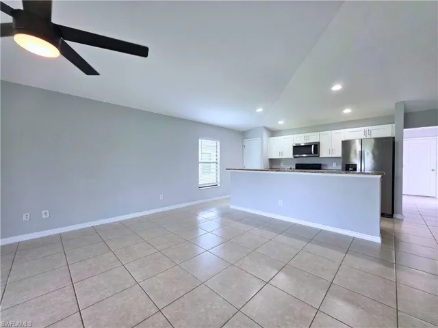 1825 Sw 1st Ave, Cape Coral, Florida 33991