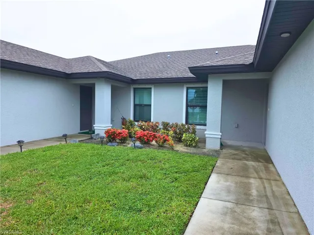 1825 Sw 1st Ave, Cape Coral, Florida 33991