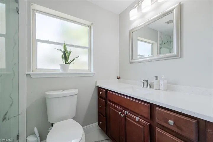 10017  Connecticut  ST, Bonita Springs, FL 34135