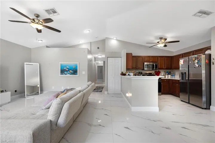 10017  Connecticut  ST, Bonita Springs, FL 34135