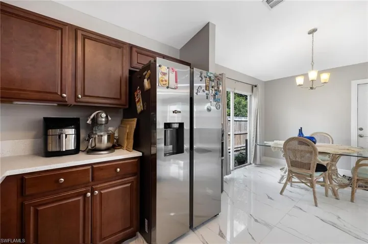 10017  Connecticut  ST, Bonita Springs, FL 34135