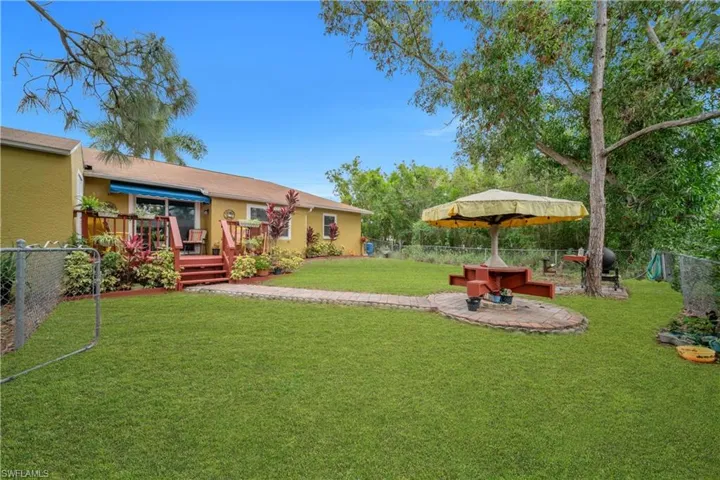 8434 Butternut Rd, Fort Myers, Florida 33967
