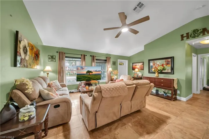 8434 Butternut Rd, Fort Myers, Florida 33967