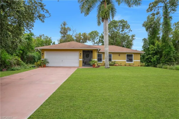 8434 Butternut Rd, Fort Myers, Florida 33967