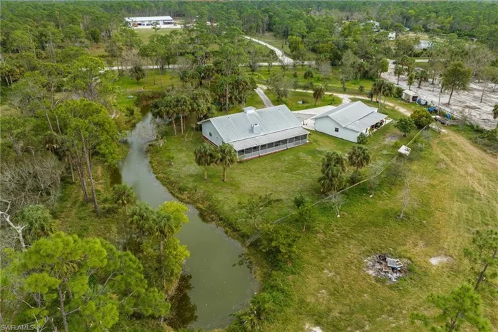 18501  Nalle  RD, North Fort Myers, FL 33917