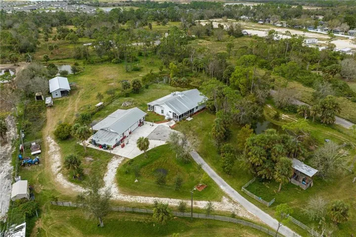 18501  Nalle  RD, North Fort Myers, FL 33917