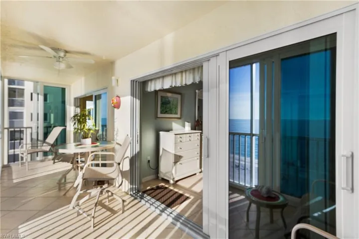 Balcony can also be used as a Four Seasons Room!