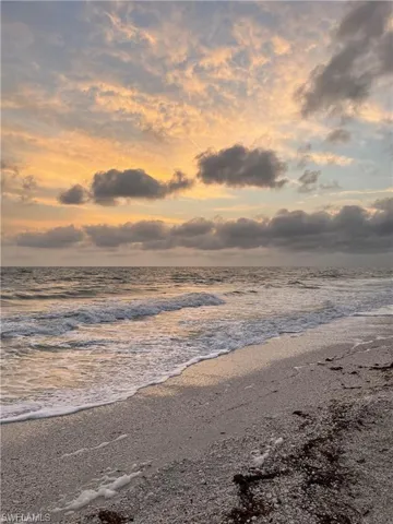 Let the sound of the gentle waves lull you to sleep!