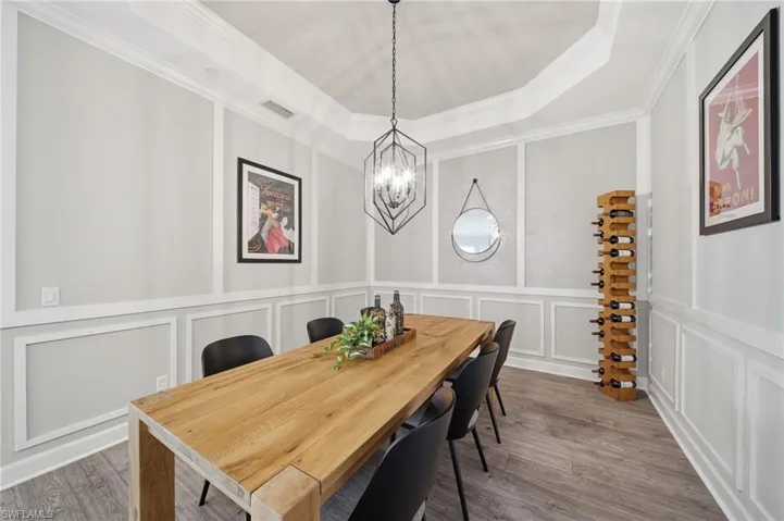 9658 Montelanico Loop 201, Naples, Florida 34119