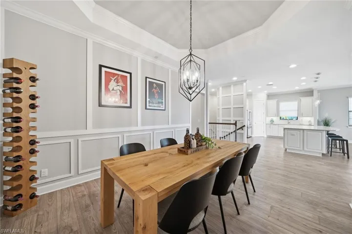 9658 Montelanico Loop 201, Naples, Florida 34119