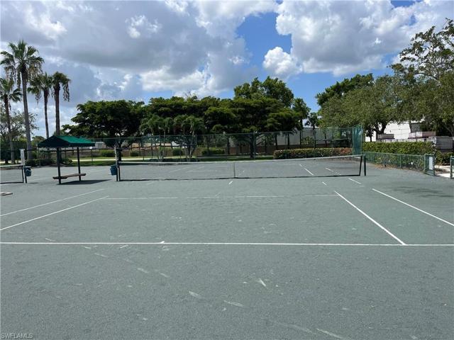 2 clay tennis courts