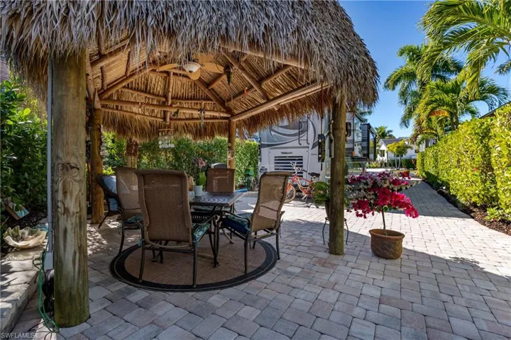13466 Ladyfish Ln, Naples, Florida 34114