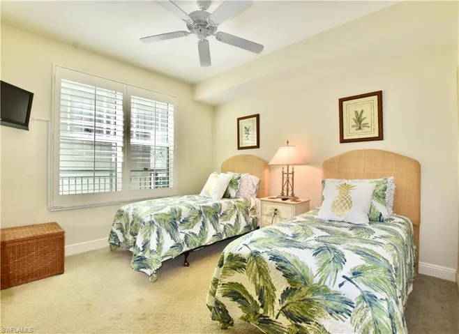 430 Cove Tower Dr 302, Naples, Florida 34110