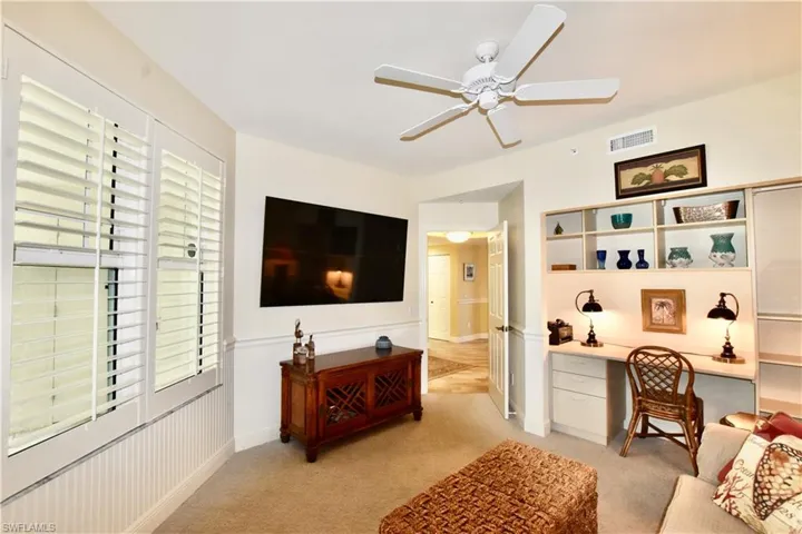430 Cove Tower Dr 302, Naples, Florida 34110
