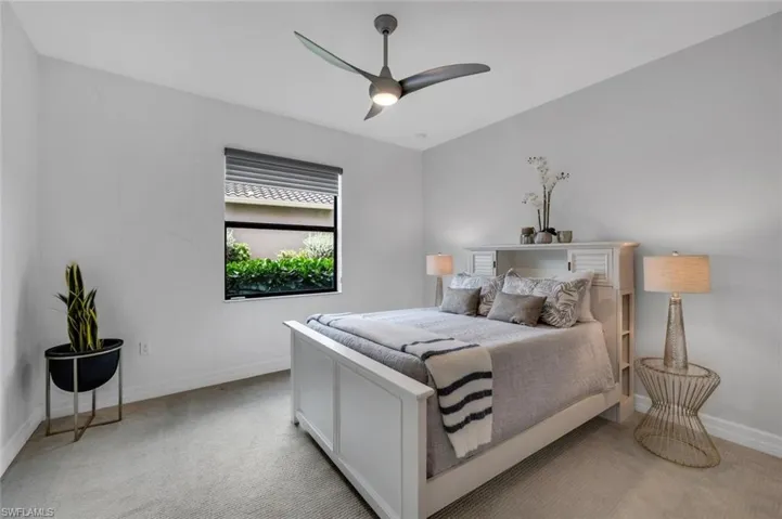 13539 Mandarin Cir, Naples, Florida 34109