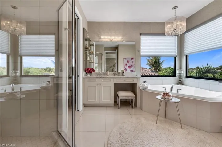 13539 Mandarin Cir, Naples, Florida 34109
