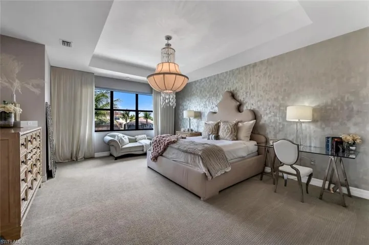 13539 Mandarin Cir, Naples, Florida 34109