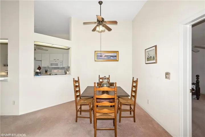 2711  Citrus Lake  DR, Naples, FL 34109