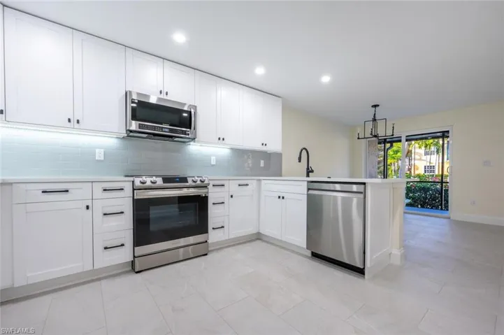 1537 Chesapeake Ave A-4, Naples, Florida 34102