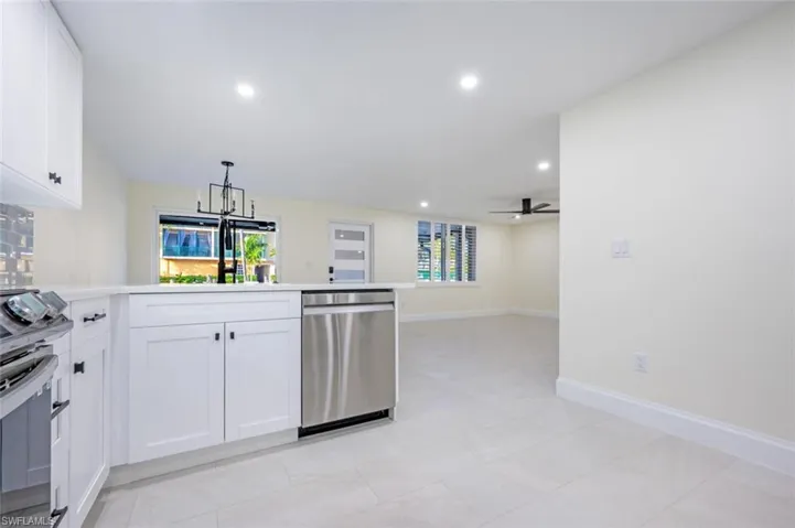 1537 Chesapeake Ave A-4, Naples, Florida 34102