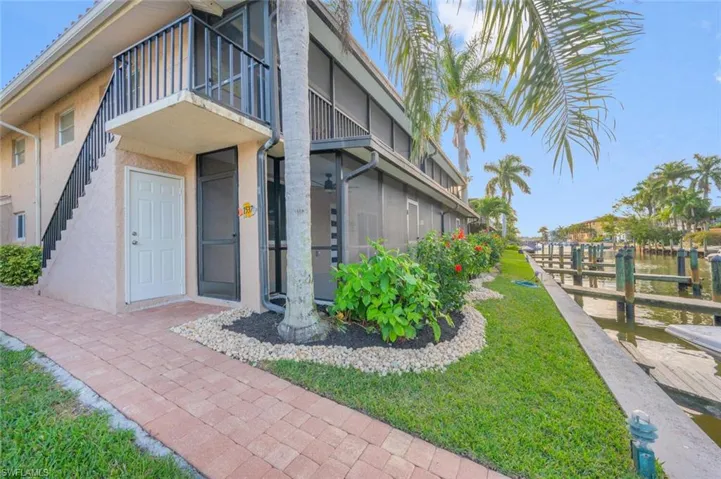 1537 Chesapeake Ave A-4, Naples, Florida 34102