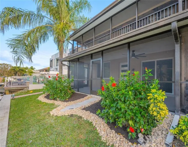1537 Chesapeake Ave A-4, Naples, Florida 34102