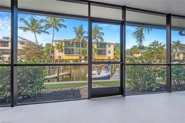 1537 Chesapeake Ave A-4, Naples, Florida 34102