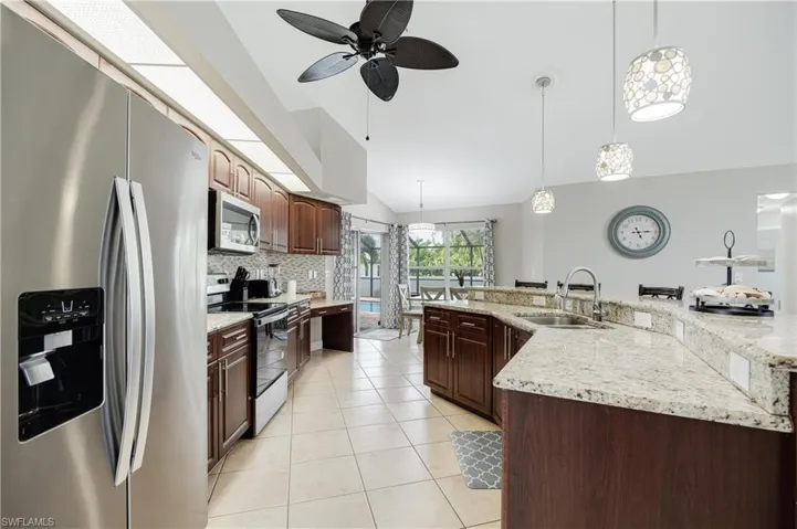 1901 Sw 27th St, Cape Coral Fl 33914