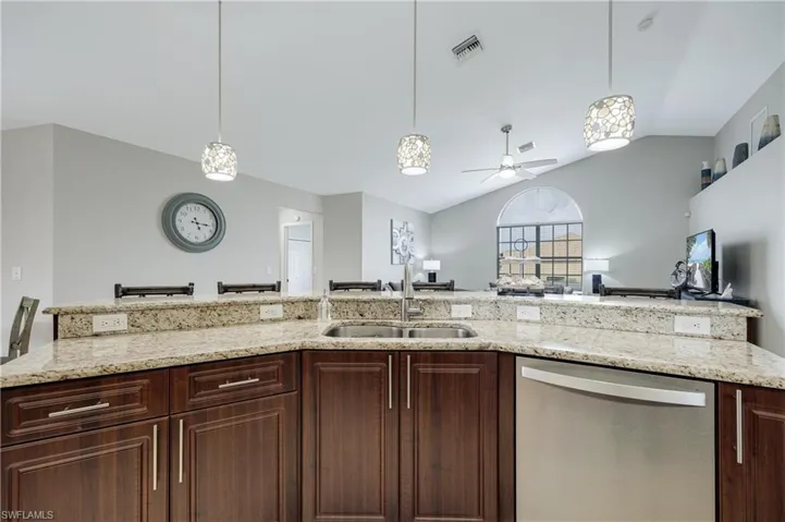 1901 Sw 27th St, Cape Coral Fl 33914
