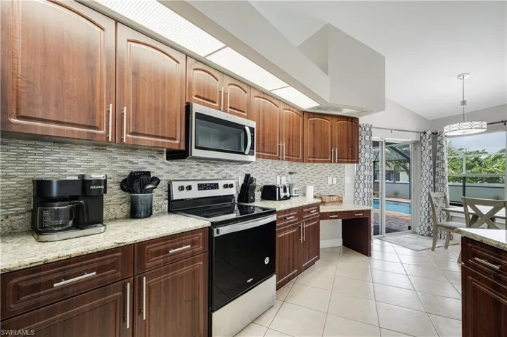 1901 Sw 27th St, Cape Coral Fl 33914