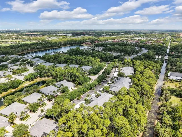 1882  Tarpon Bay S DR, Naples, FL 34119