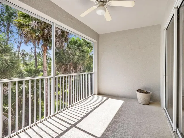 1882  Tarpon Bay S DR, Naples, FL 34119
