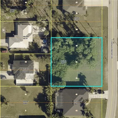 Aerial map of property and surrounding area with property boundaries highlighted