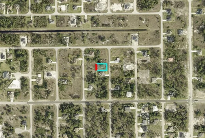 762  Oakridge S AVE, Lehigh Acres, FL 33974
